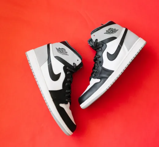 sneackers